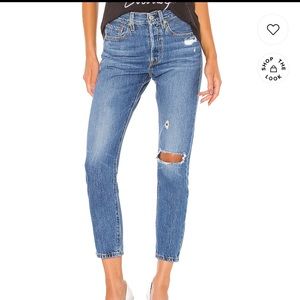 Levi’s 501 skinny jeans in San some street